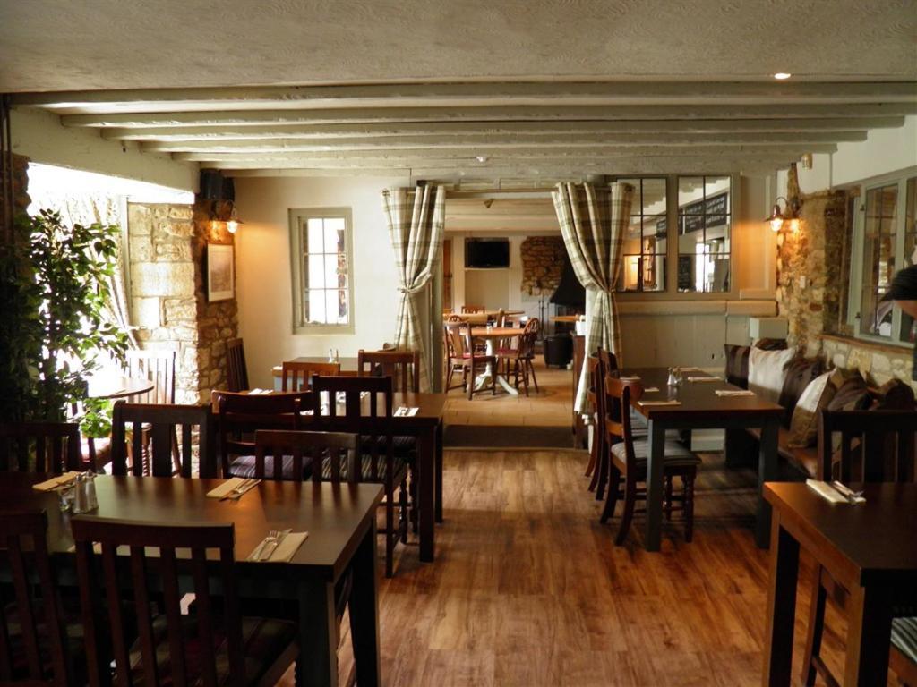 The Talbot Inn Eynsham Luaran gambar